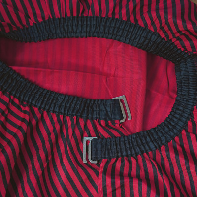 Пеньюар парикмахера и барбера J37 Пеньюар парикмахера и барбера J37