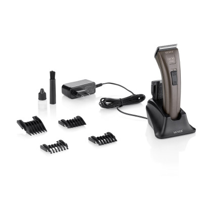 Машинка для стрижки Moser Genio Pro 1874-0052 с двумя батареями и кейсом Машинка для стрижки Moser Genio Pro 1874-0052 с двумя батареями и кейсом