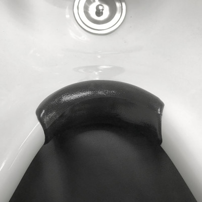 Резиновый подголовник под парикмахерскую раковину (RP1410-1) Резиновый подголовник под парикмахерскую раковину (RP1410-1)