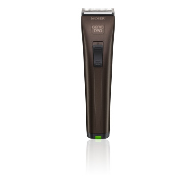 Машинка для стрижки Moser Genio Pro 1874-0052 с двумя батареями и кейсом Машинка для стрижки Moser Genio Pro 1874-0052 с двумя батареями и кейсом